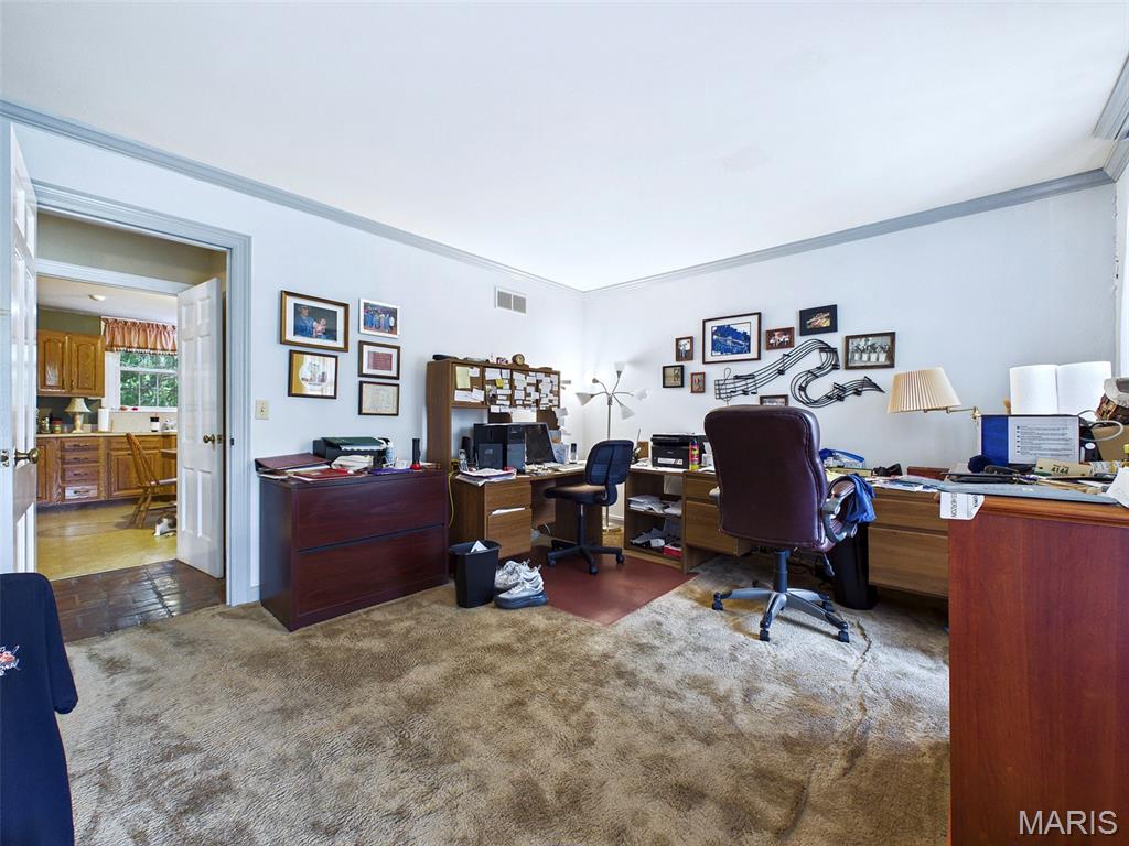 22 Frontenac Place Property Photo 16