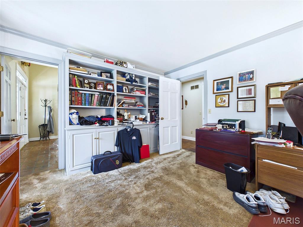 22 Frontenac Place Property Photo 17
