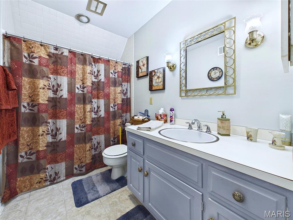 22 Frontenac Place Property Photo 27