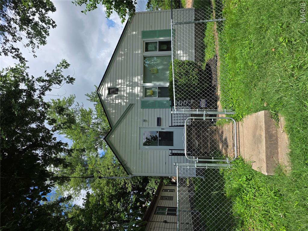 5479 Hamilton Avenue Property Photo 3