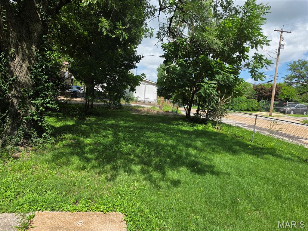 5479 Hamilton Avenue Property Photo 9