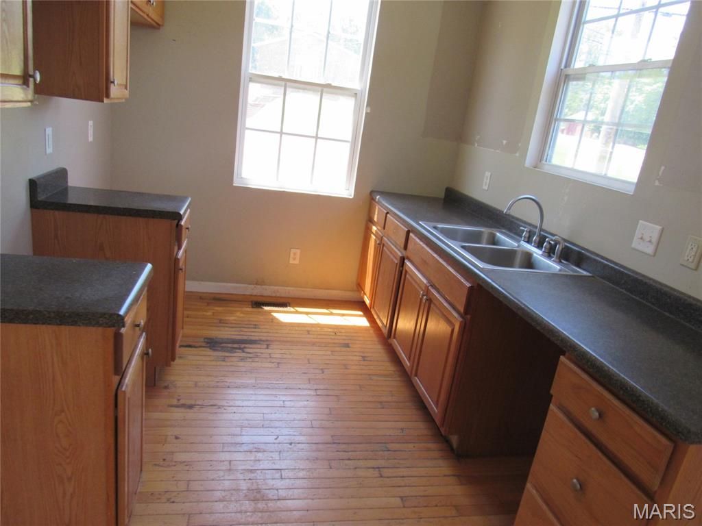 2801 Calvert Avenue Property Photo 5