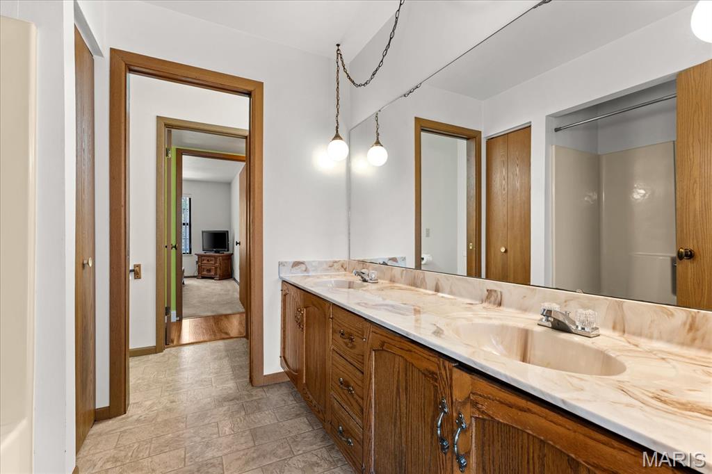 222 Shoreline Drive 1 Property Photo 18