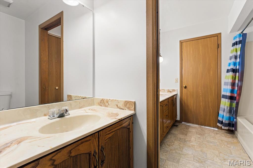 222 Shoreline Drive 1 Property Photo 21