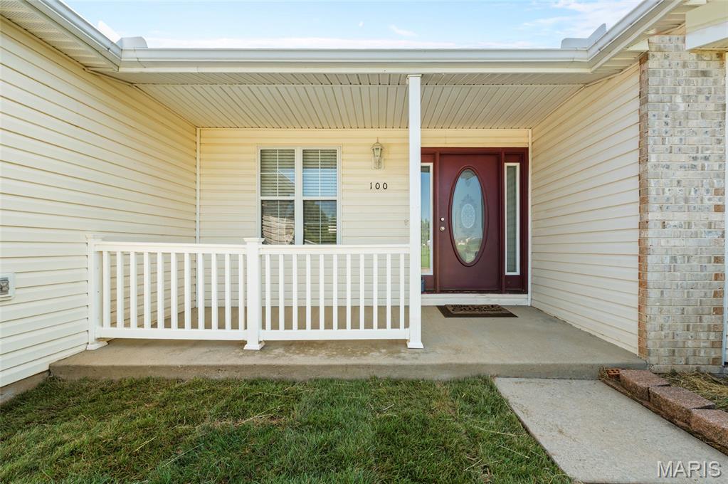 100 Willow Ridge Property Photo 4