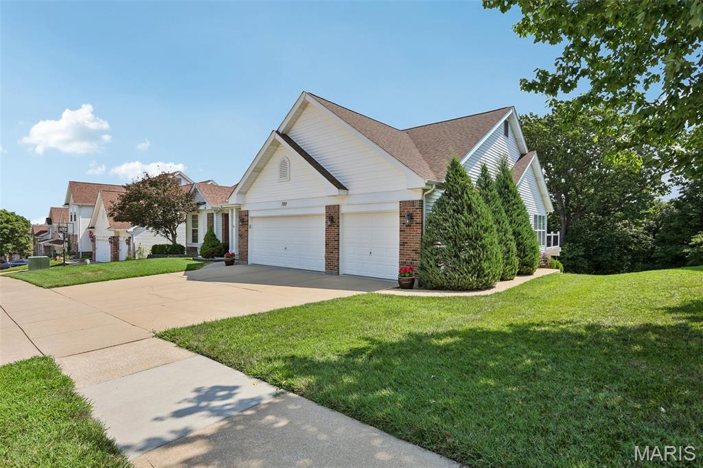 722 Grand View Ridge Court Property Photo 6