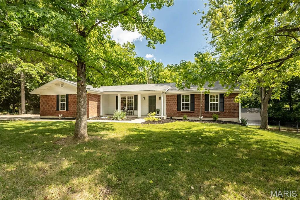5927 Lafayette Drive Property Photo 3