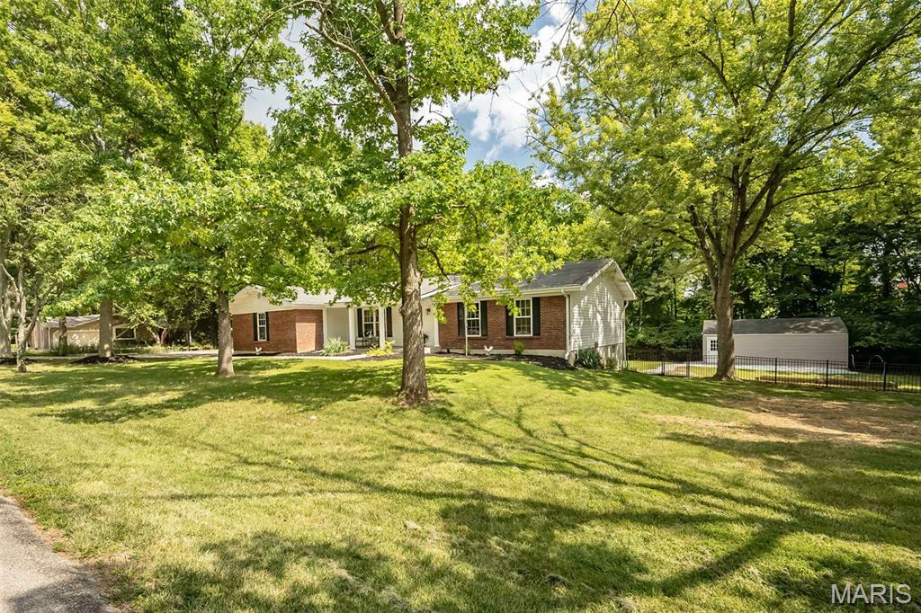 5927 Lafayette Drive Property Photo 4