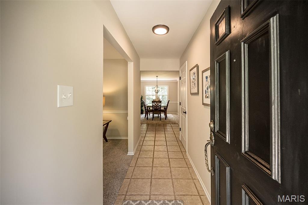 5927 Lafayette Drive Property Photo 6
