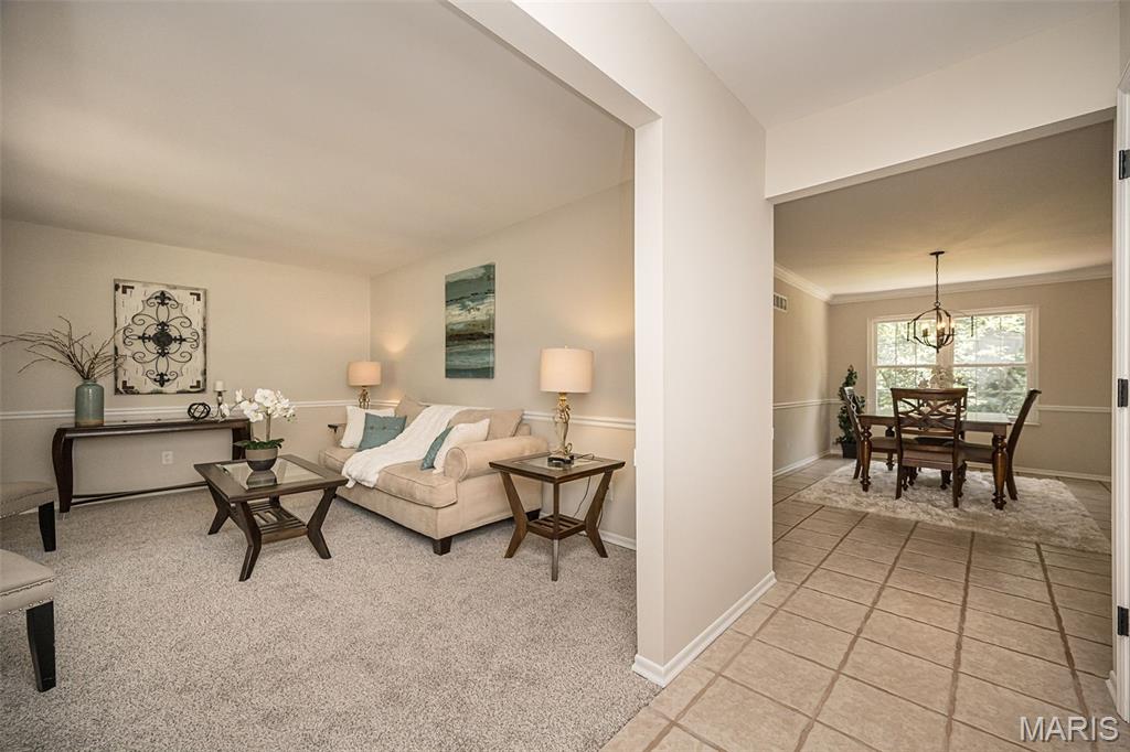 5927 Lafayette Drive Property Photo 7
