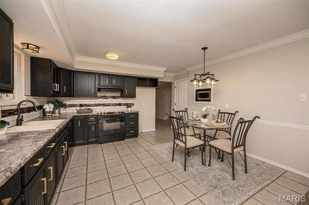5927 Lafayette Drive Property Photo 16