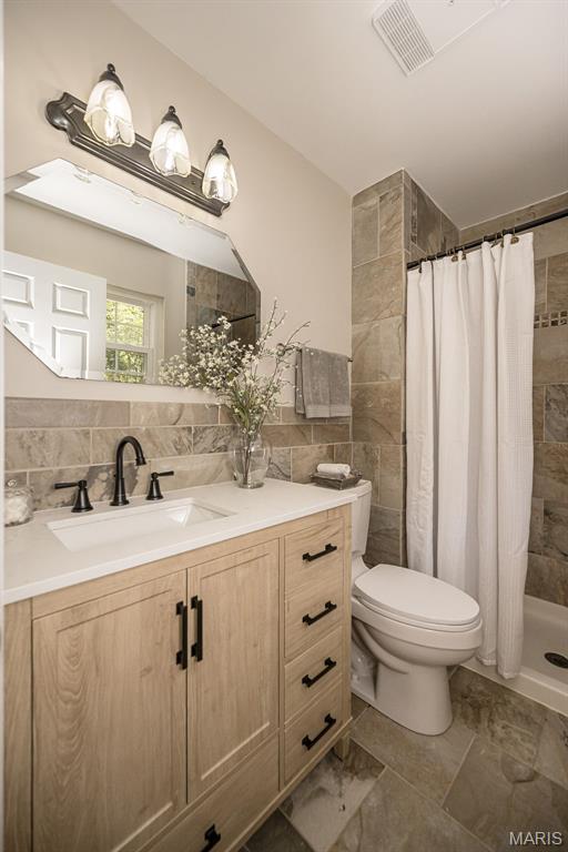 5927 Lafayette Drive Property Photo 28