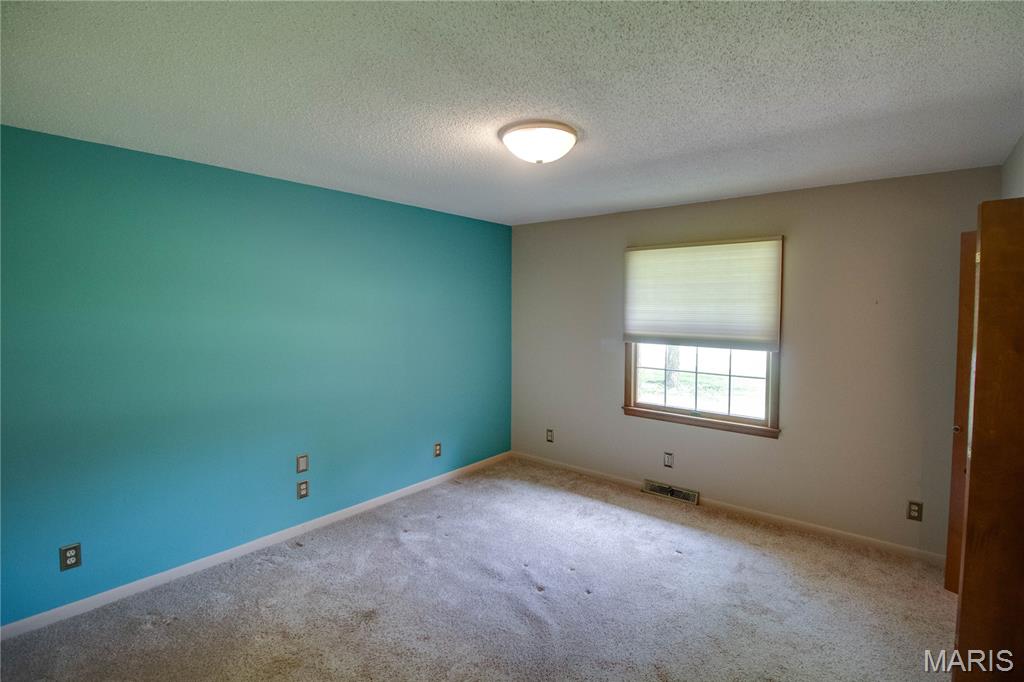 23611 Jenny Lane Property Photo 32