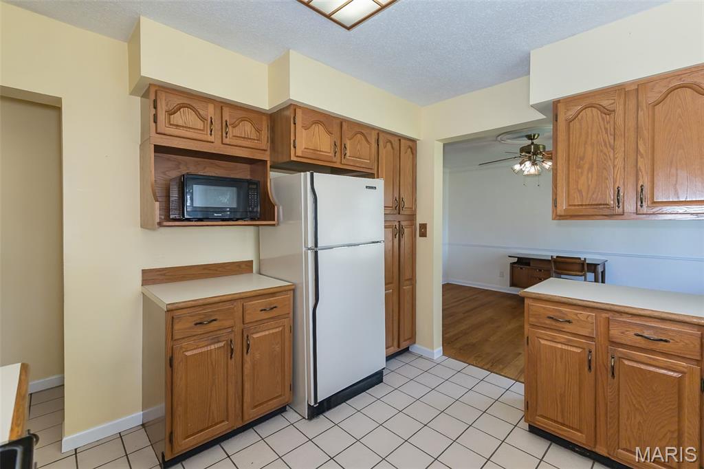 9903 Vasel Drive Property Photo 8