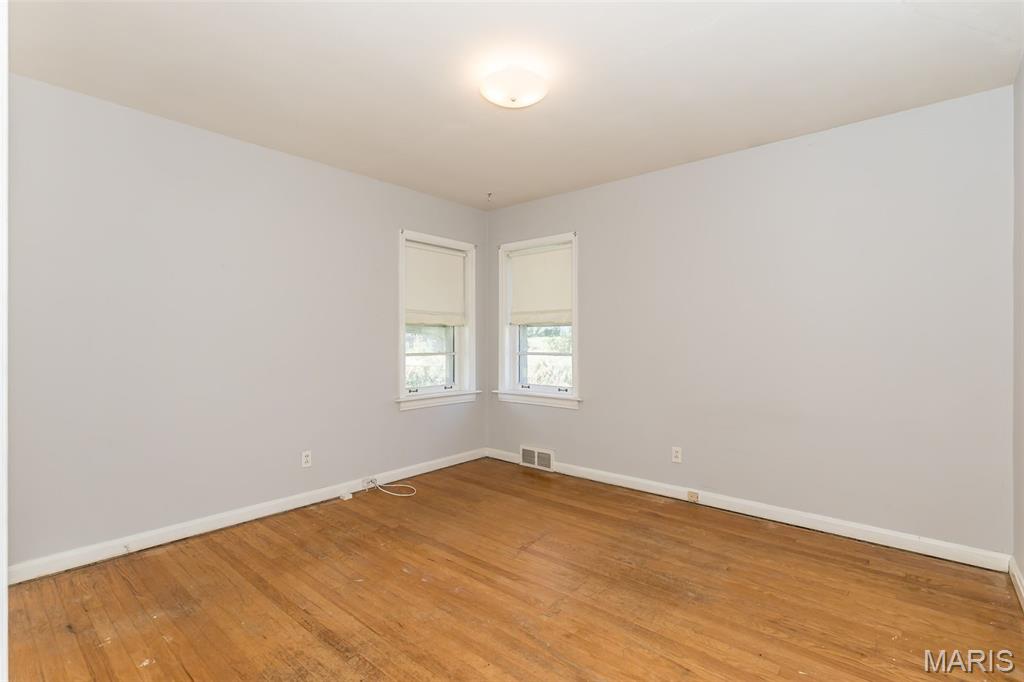 9903 Vasel Drive Property Photo 16