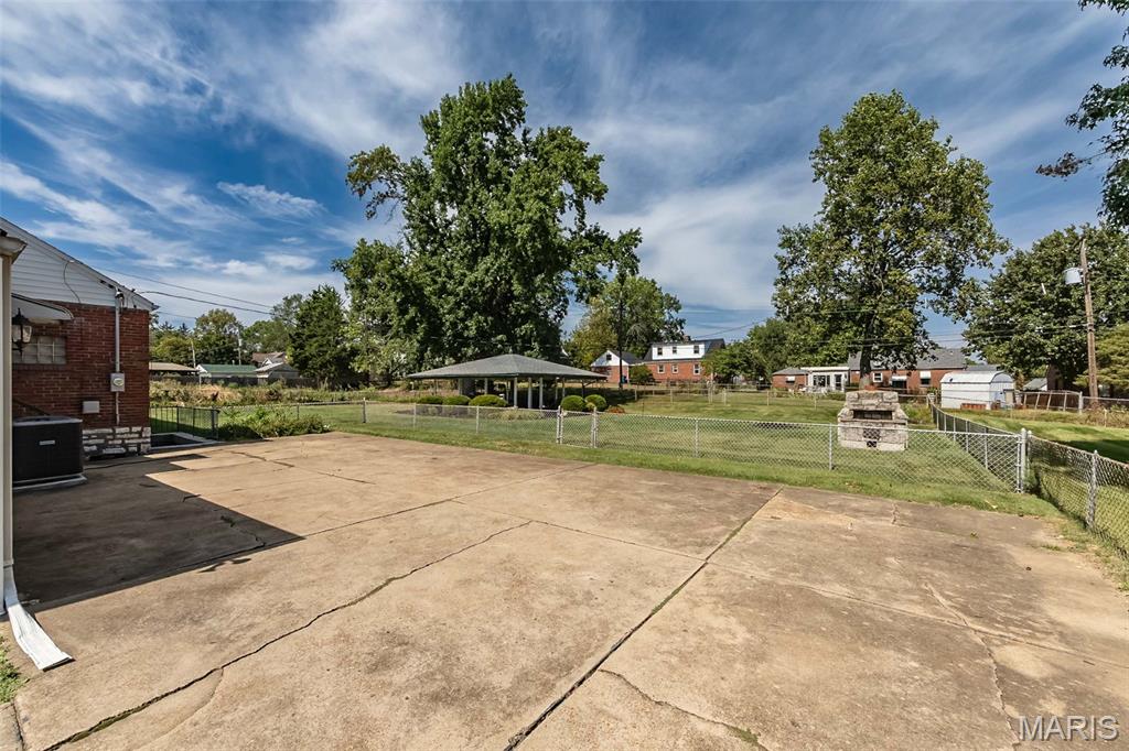 9903 Vasel Drive Property Photo 31