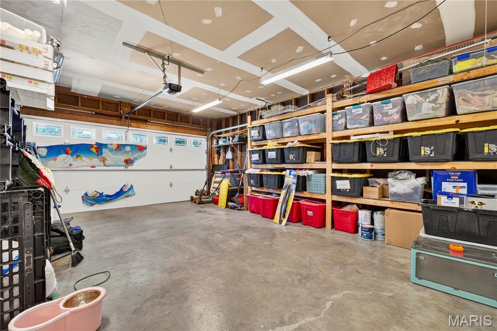 9958 Column Drive Property Photo 32