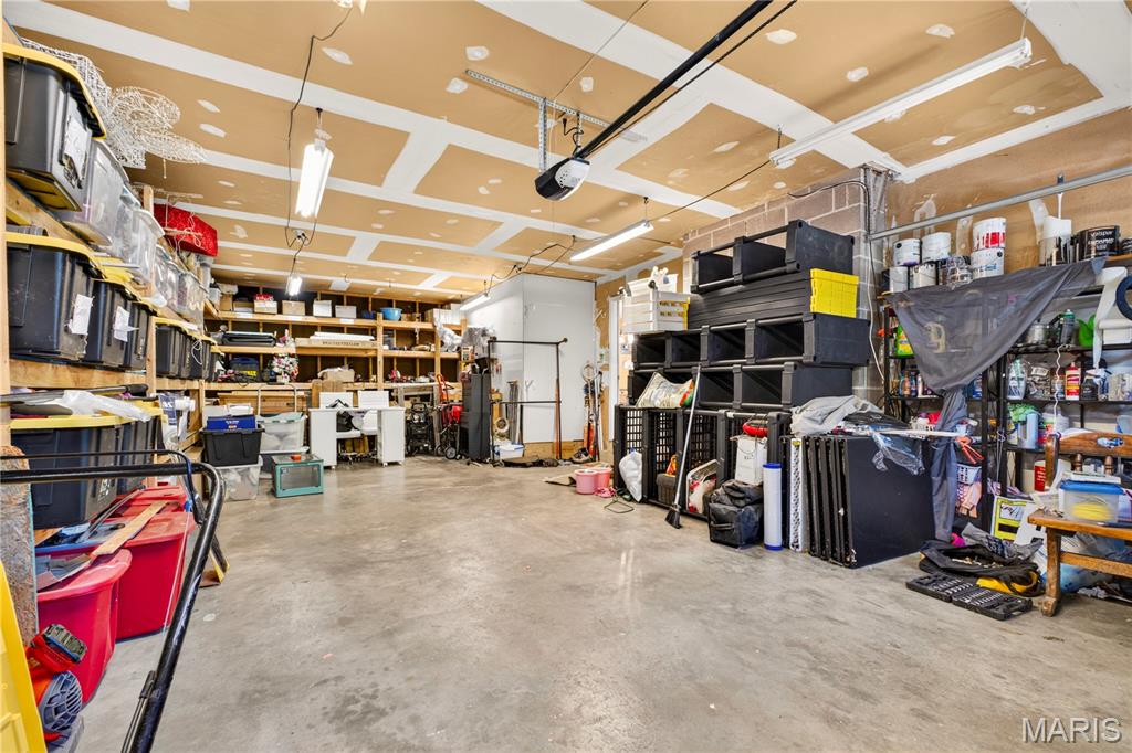 9958 Column Drive Property Photo 33