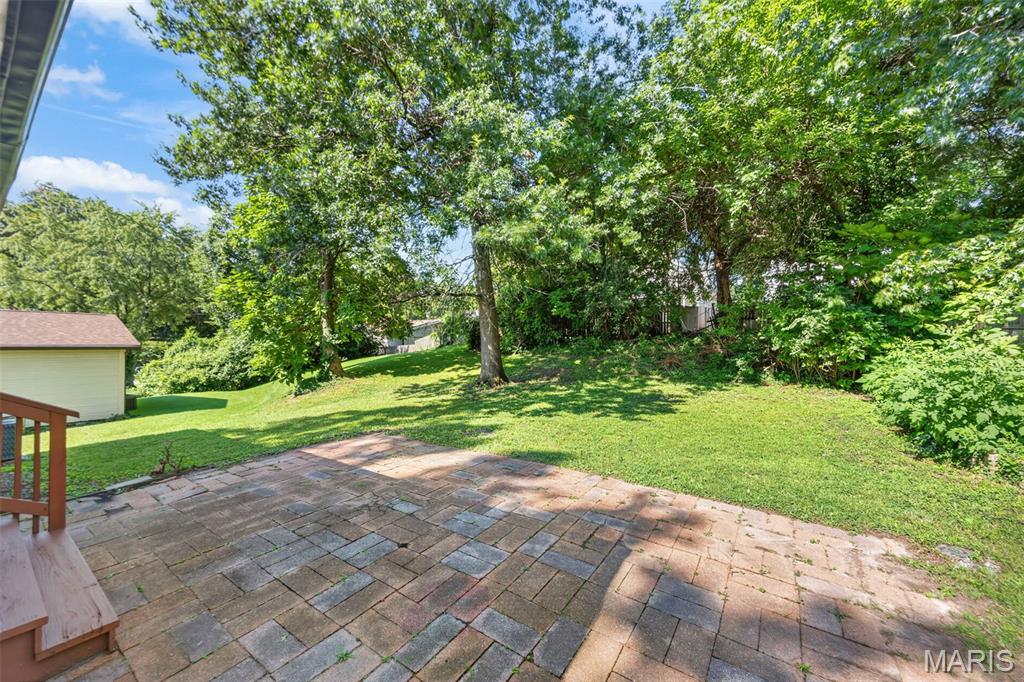 609 N Elm Avenue Property Photo 7