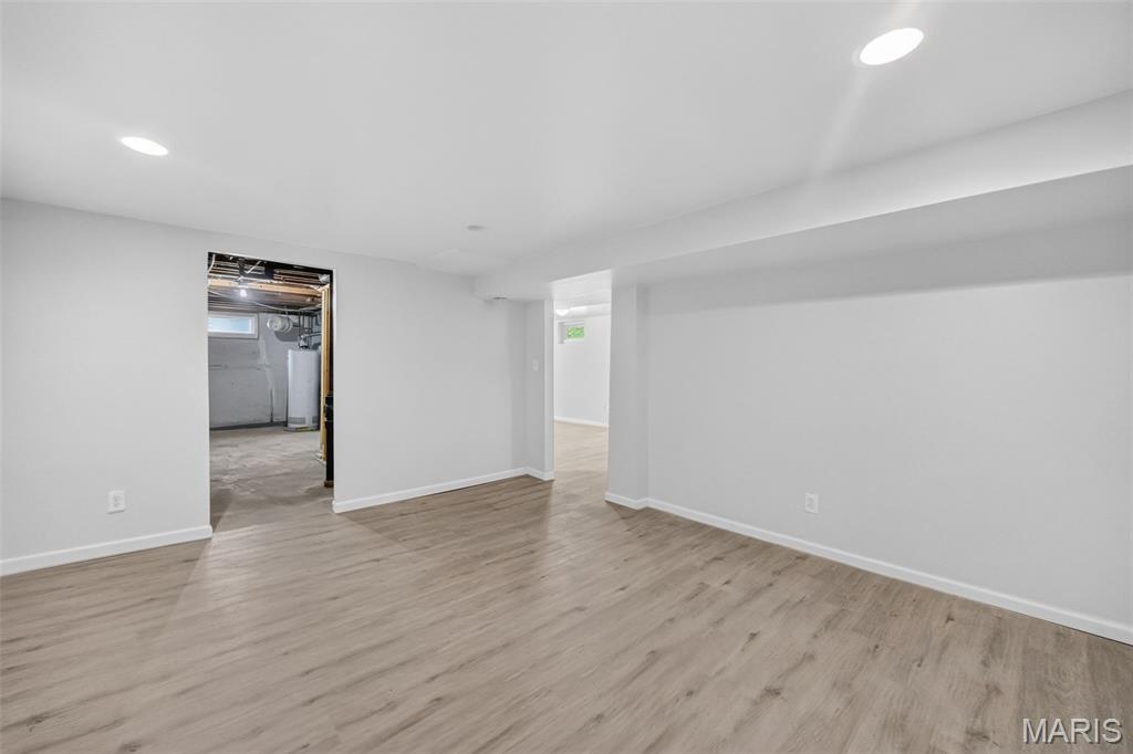 609 N Elm Avenue Property Photo 35