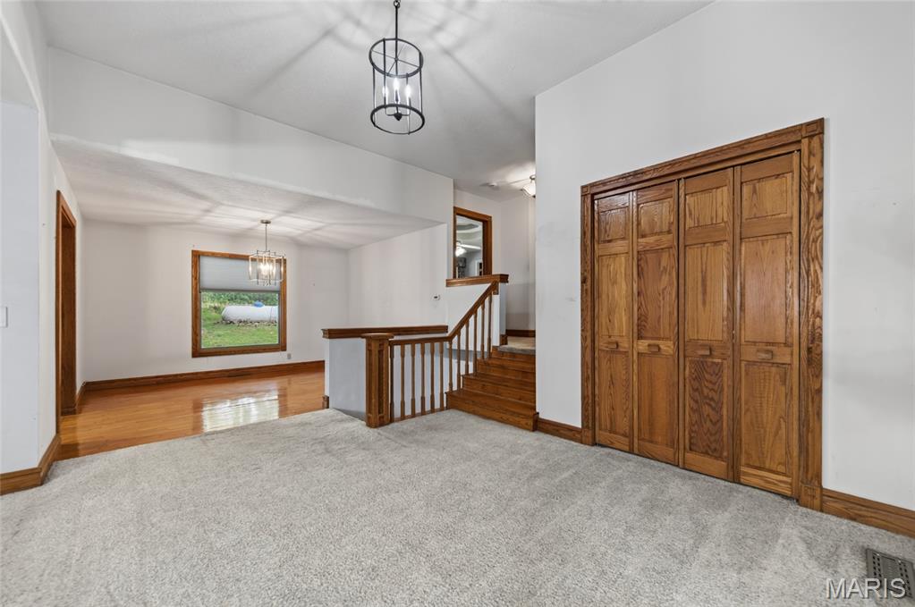 468 White Clover Road Property Photo 6