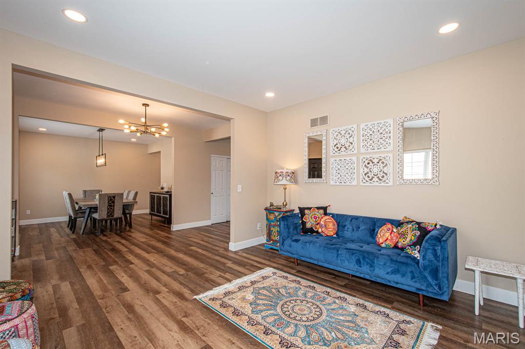 533 Weidman Road Property Photo 11