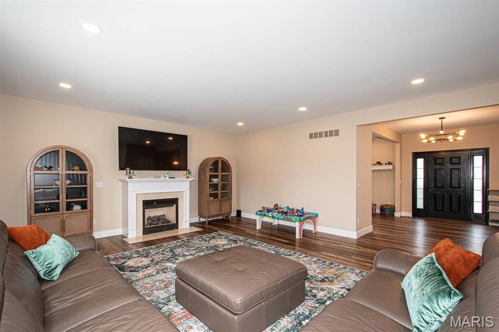 533 Weidman Road Property Photo 14
