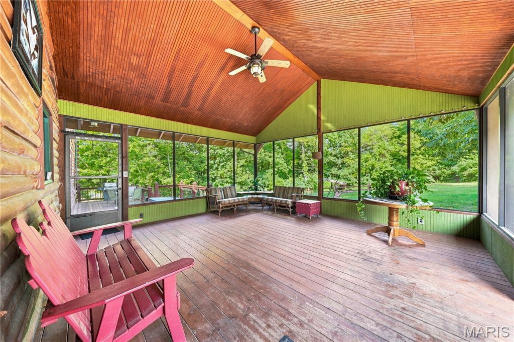 19501 Coventry Circle Property Photo 14
