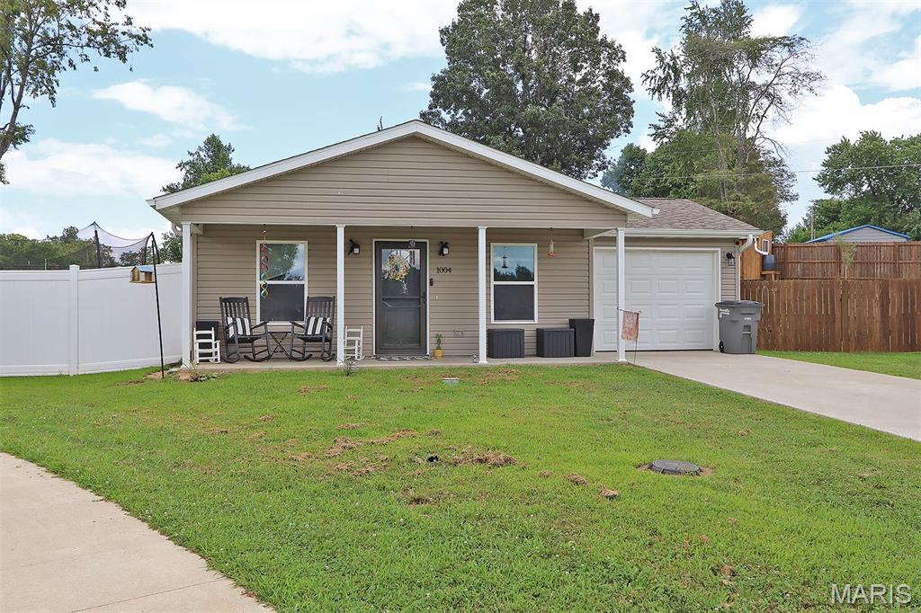 1004 Allenview Drive