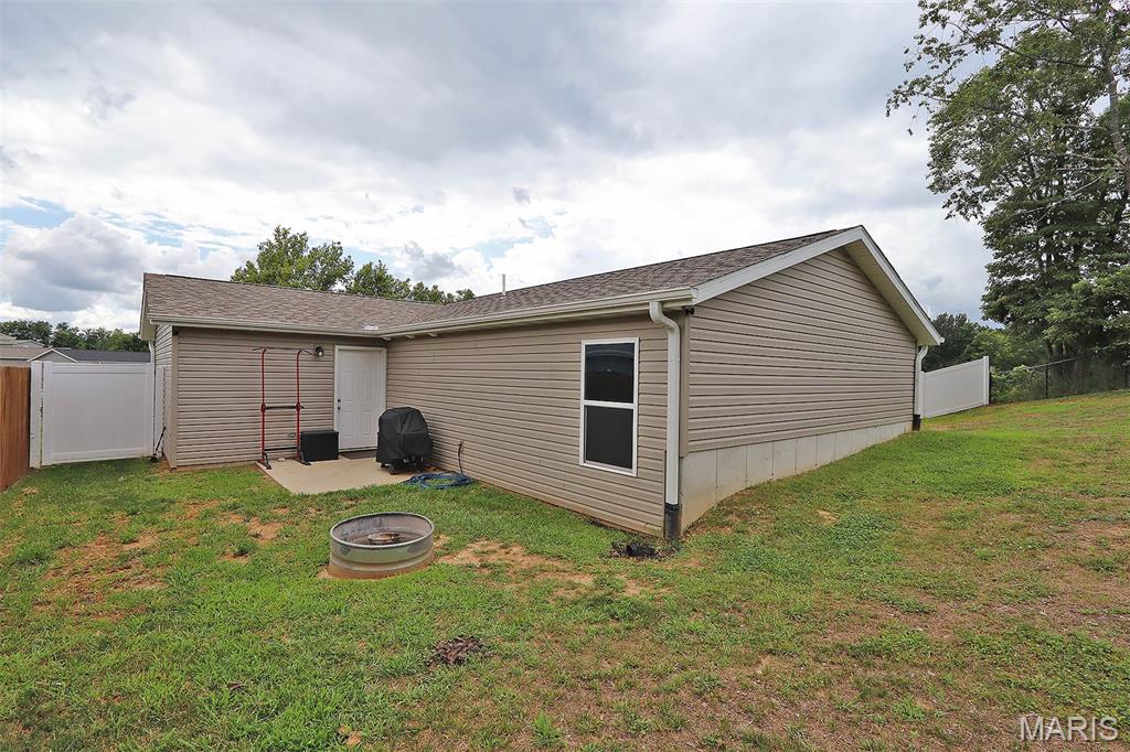 1004 Allenview Drive Property Photo 4