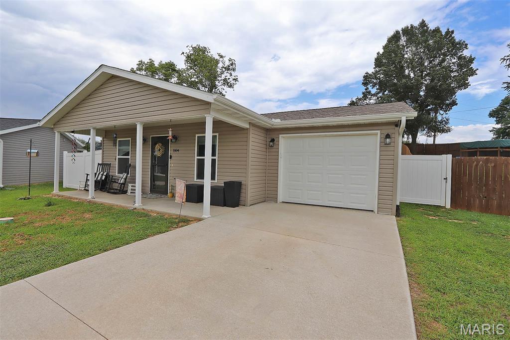1004 Allenview Drive Property Photo 12