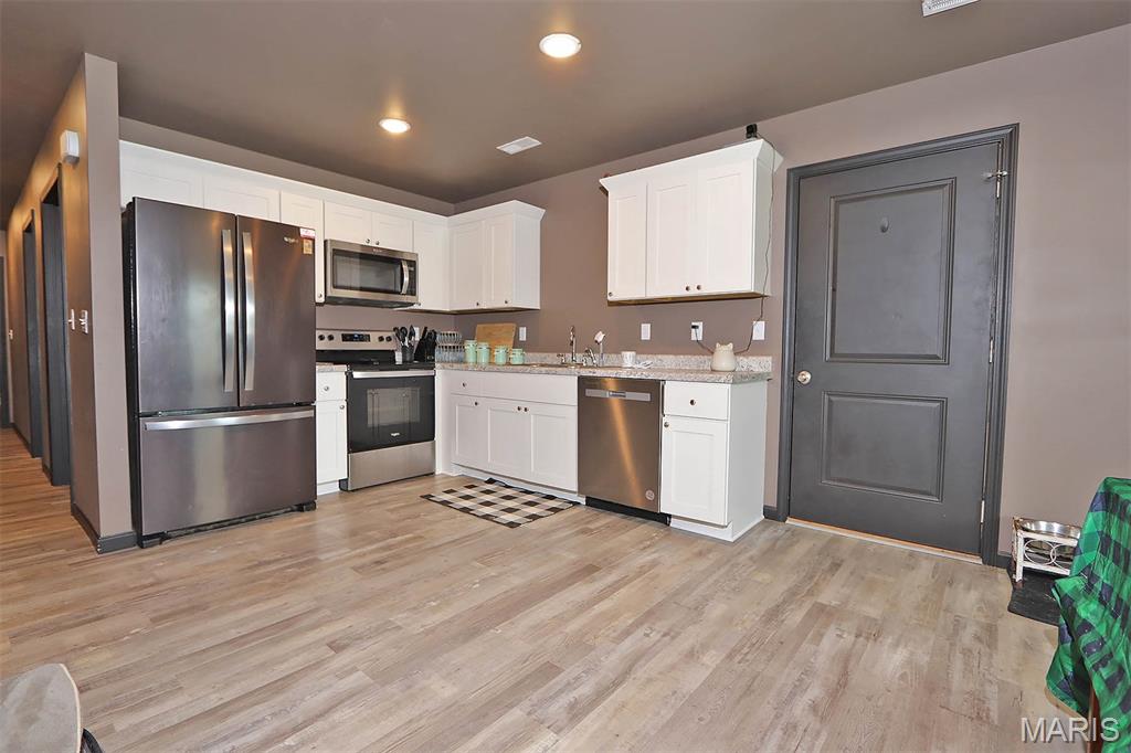 1004 Allenview Drive Property Photo 26