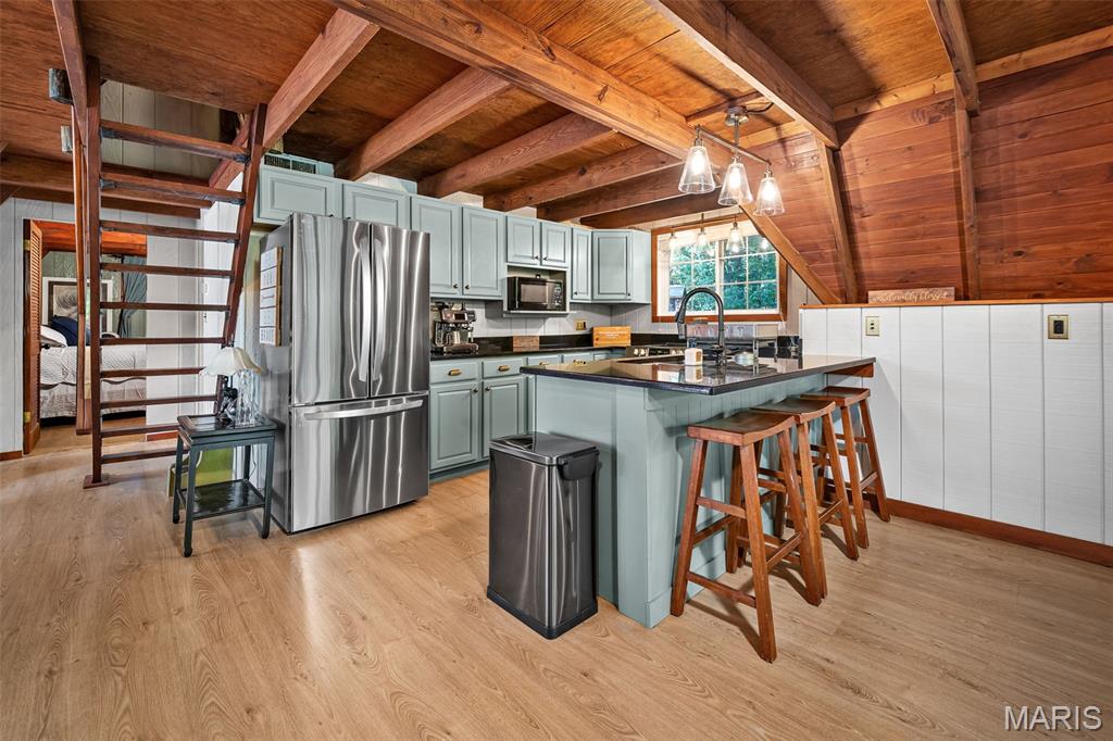 411 Cervina Beach Drive Property Photo 6