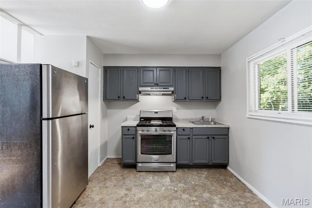 10537 Earl Drive Property Photo 10