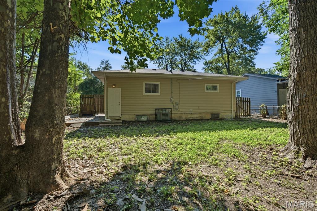 10537 Earl Drive Property Photo 24