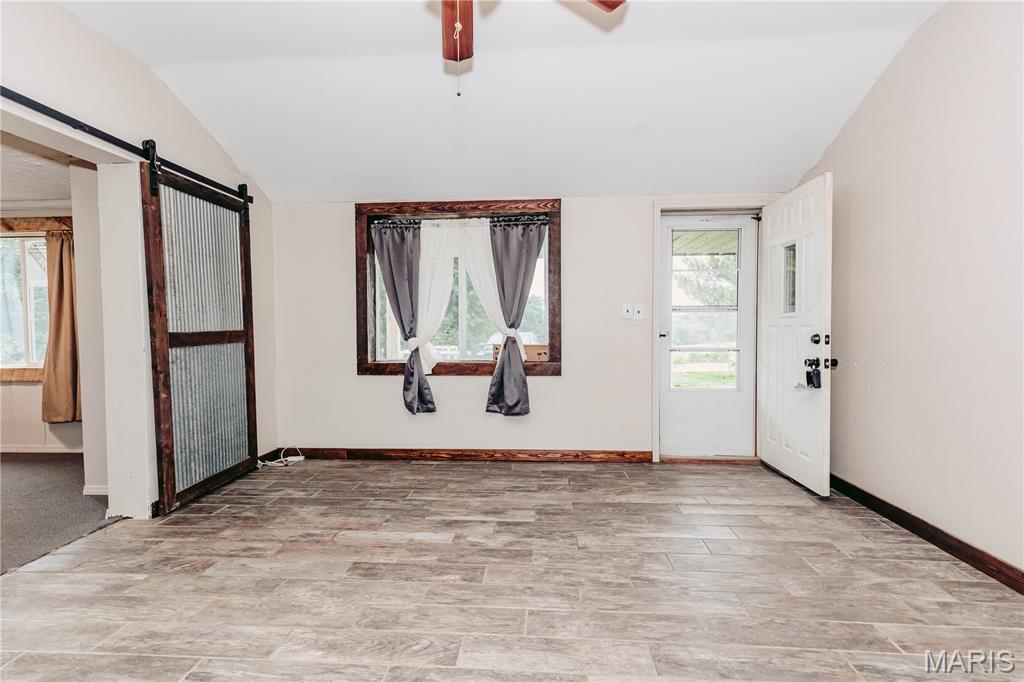 40190 Dandelion Road Property Photo 10