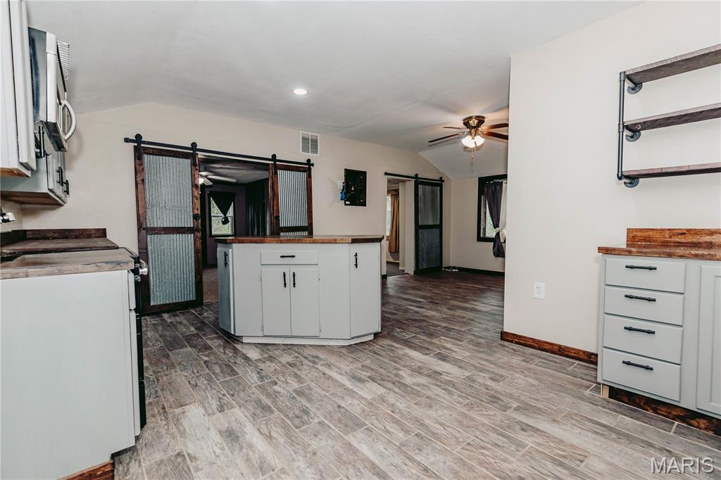 40190 Dandelion Road Property Photo 38