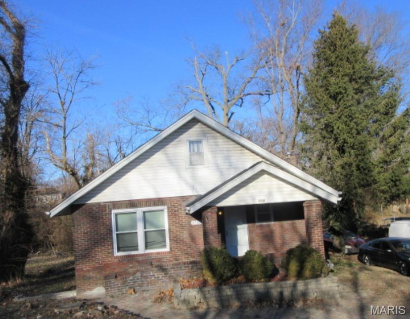 3715 Sylvan Place Property Photo 1