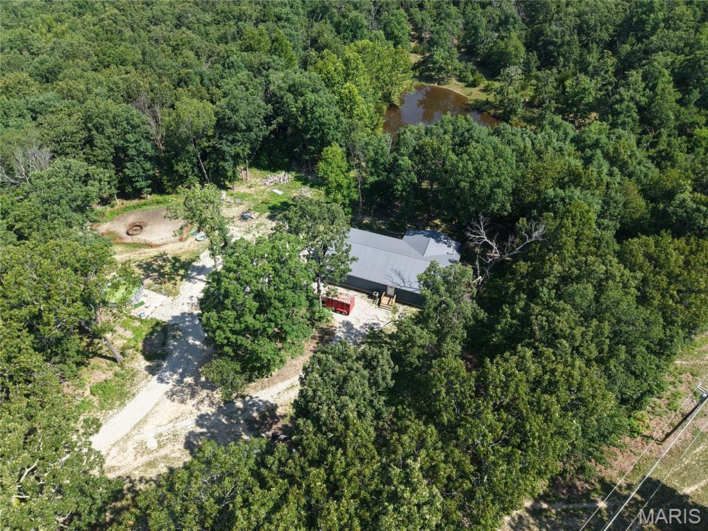 21503 Highway 28 Property Photo 11