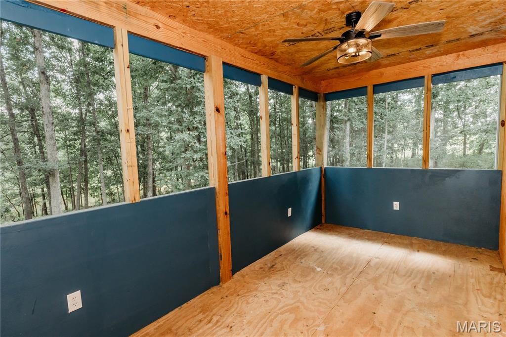 21503 Highway 28 Property Photo 45