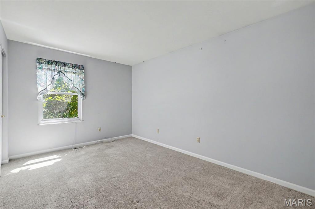 2215 Graystone Drive Property Photo 16