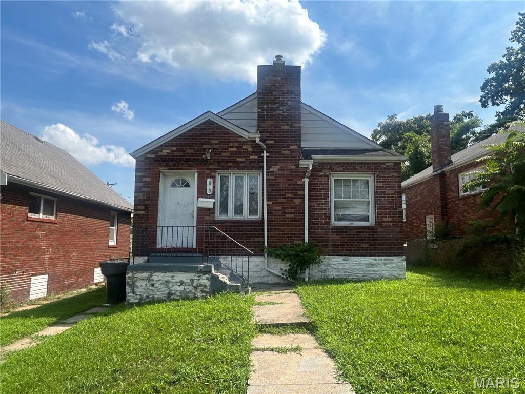 818 Wall Street