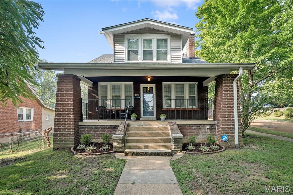 7370 Carleton Avenue Property Photo 1