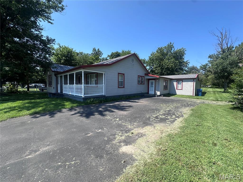 105 Highway 62 Property Photo 3