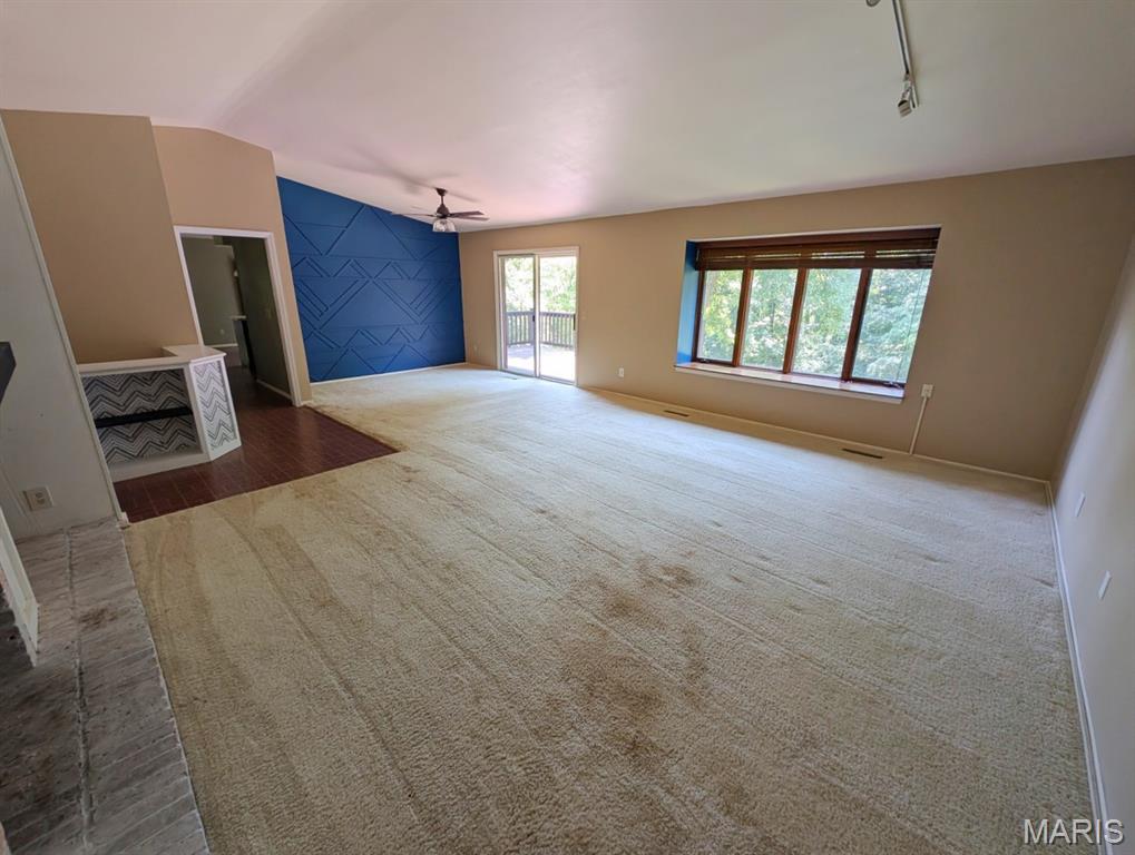 25402 S Elsah Hills Road Property Photo 5