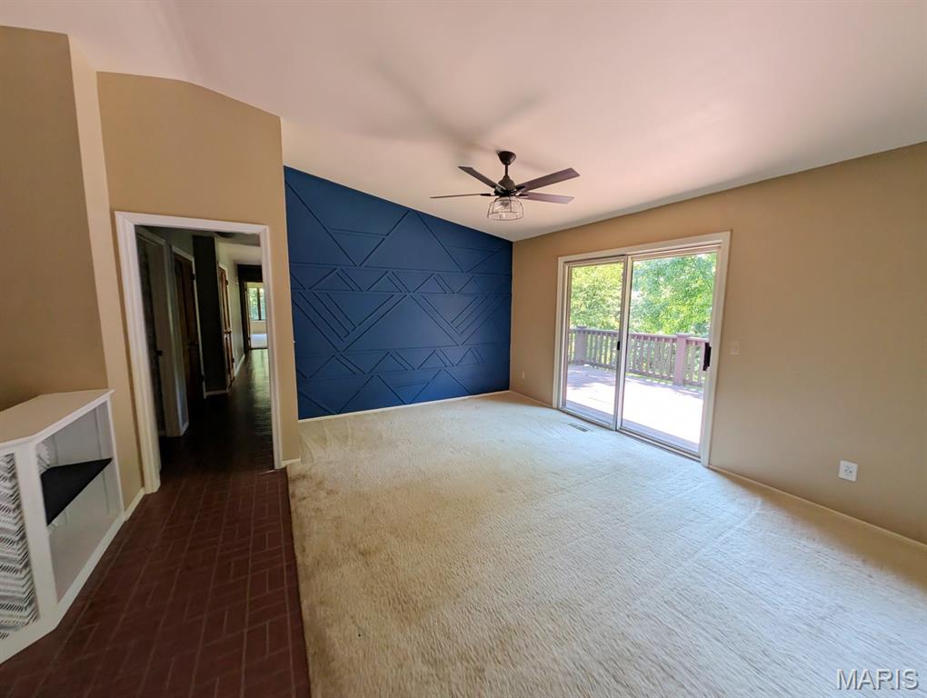 25402 S Elsah Hills Road Property Photo 6