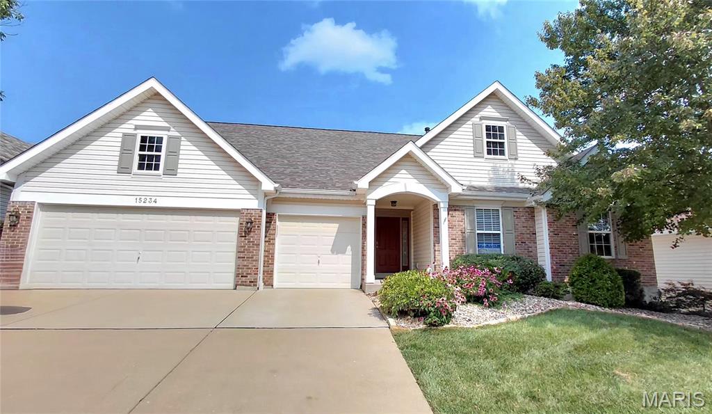 15234 Brightfield Manor Drive Property Photo 1