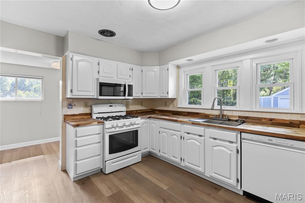 2970 Walton Road Property Photo 10