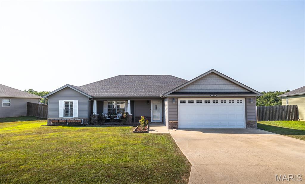 106 Greythorn Court