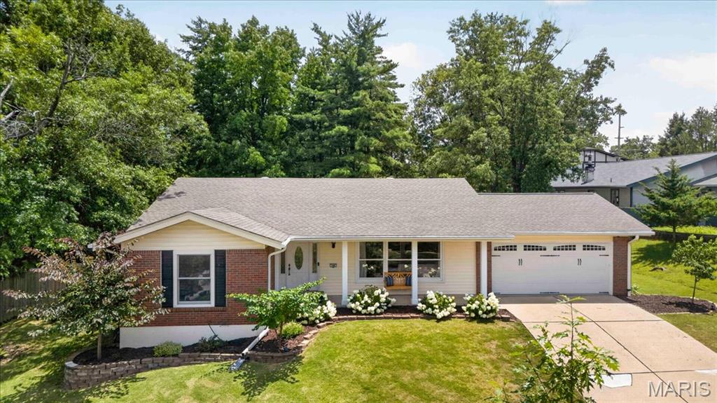 704 Clayworth Drive Property Photo 3